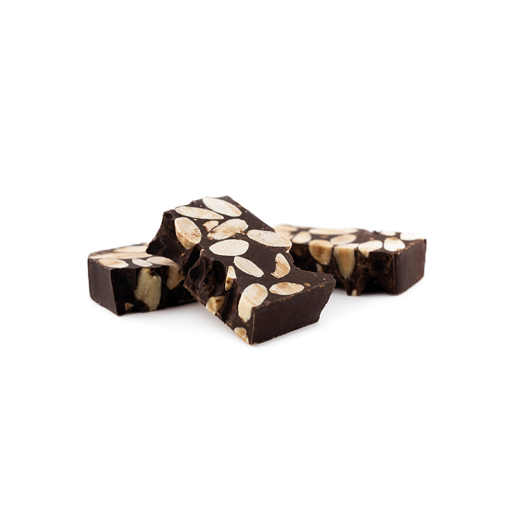 Turrón de chocolate con almendras